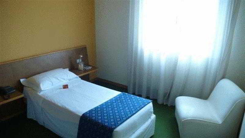 Hotel Le Calandre Rubano Exterior foto